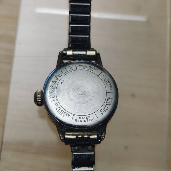 Bulova Caravelle Manual Wind Watch Vintage 1960 Water Resistant Stainless Steel main image 4